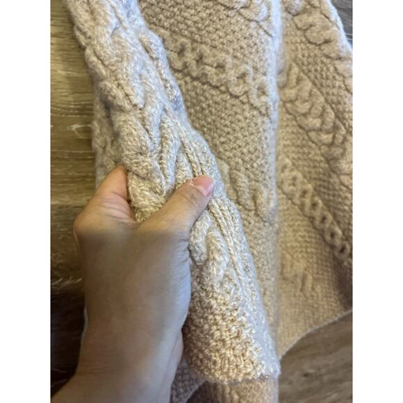 Inis Crafts Sz small Ireland Merino Wool Sweater Poncho Cape Tan Fisherman Beige - Picture 4 of 8